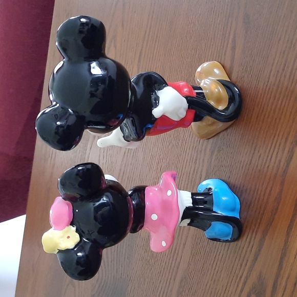 VTG Walt Disney Productions Mickey & Minnie Porcelain Figures - Picture 4 of 5